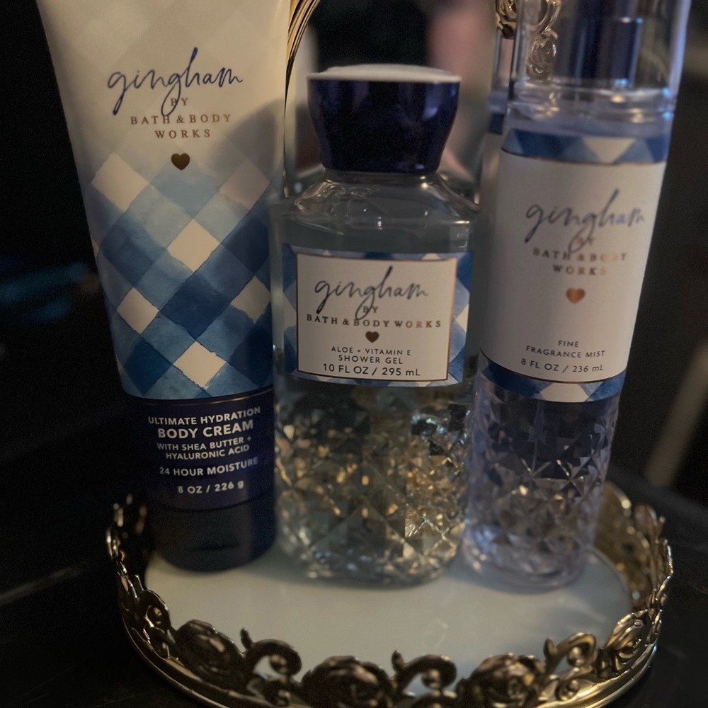 Bath & Body Works Blue and White Gingham Body Wash
